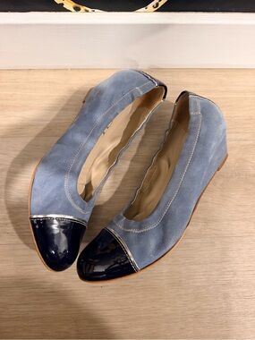 AGL Monika Two-Tone Blue Cap-Toe Wedge Flats size 9 made in Italy